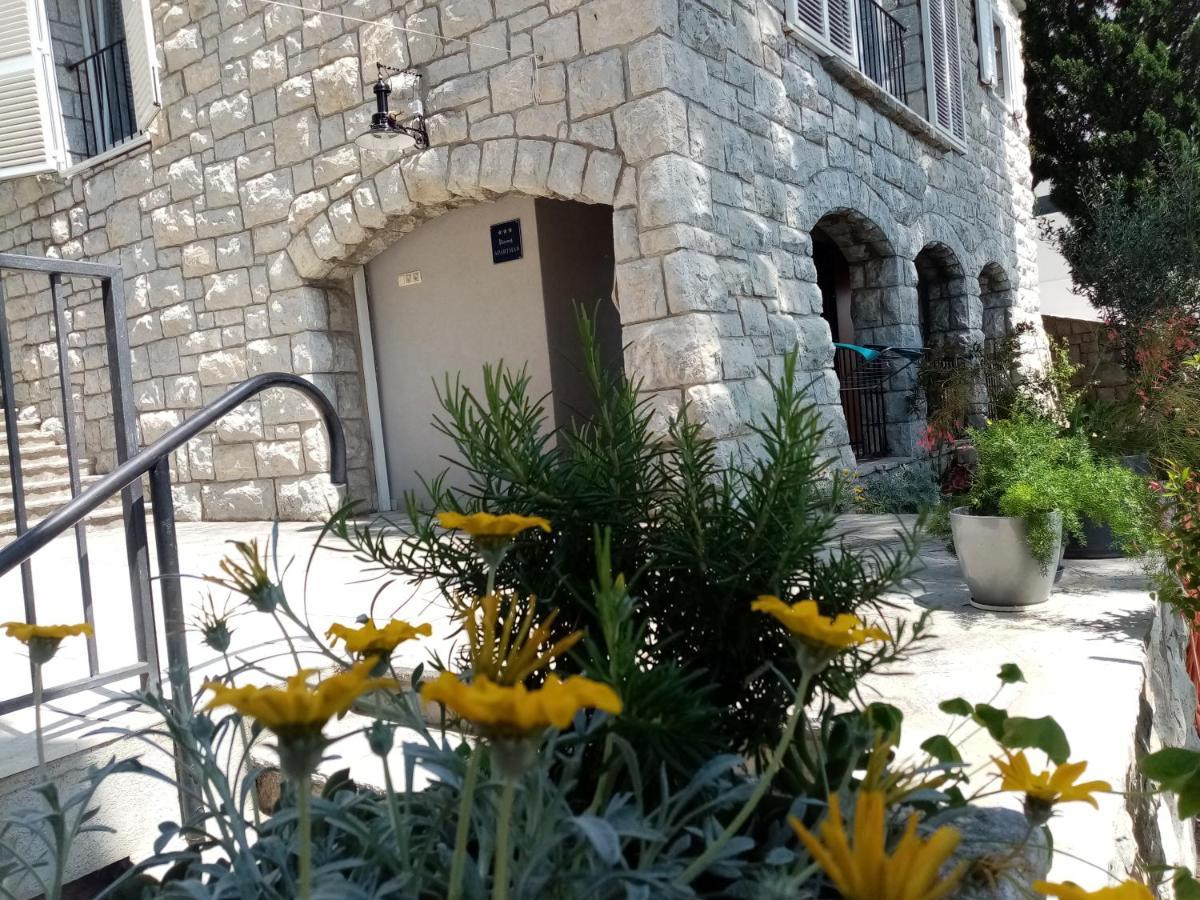 Apartment Zizi Omis Exterior photo